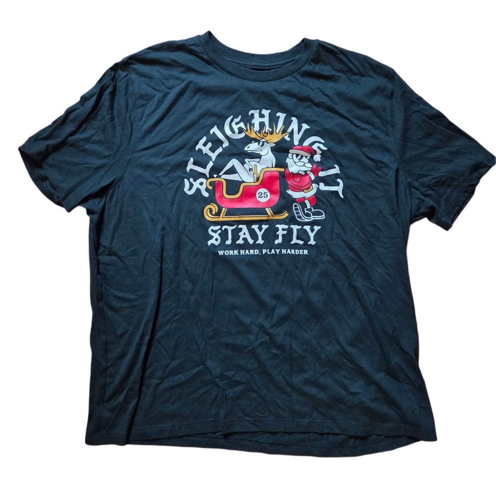 Old Navy men’s Black Christmas Short Sleeve Graphic Tee - Sleighin' It